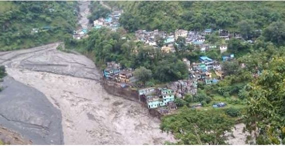Uttarakhand Cloudburst : धारचूला में बादल फटा, चल गांव का पुल टूटा,  200 से ज्यादा लोग फंसे