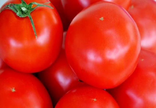 Conspiracy to Rob Tomato: पति पत्नी ने ढाई लाख के टमाटर लूटने की ऐसी रची साजिश, जानकर हैरान रह जाएंगे आप