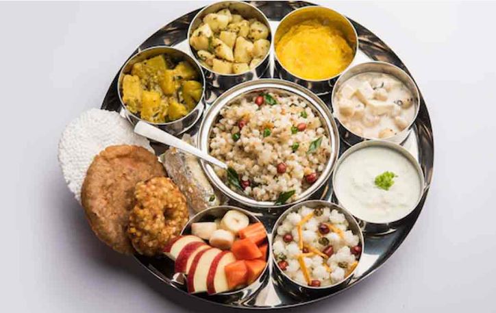 Sawan Vrat Satvik Thali : सावन में व्रत के दिन ग्रहण करें सात्विक आहार, बना रहेगा शुद्ध विचार