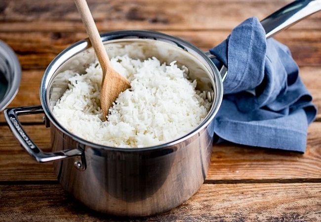 Kitchen Tips: इस ट्रिक से बनाएं चावल, खिले खिले और एक एक दाना दिखेगा अलग, फॉलों करें ये टिप्स