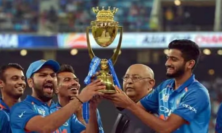 Asia cup Trophy: भारत के इन कप्तानों के नेतृत्व में भारत ने जीता है एशिया कप का खिताब, धोनी और अजहरुद्दीन ने 2-2 बार दिलाई ट्रॉफी