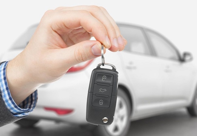 Car Loan : सैकेंड हैंड कार पर फाइनेंस की ये हैं शर्तें, जानिए नुकसान है या फायदे का सौदा