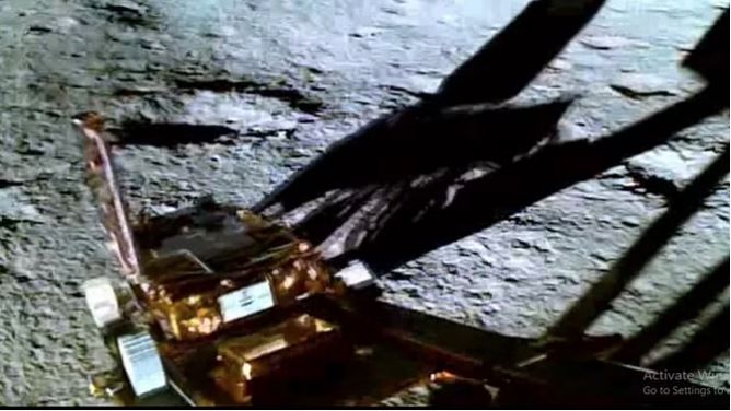 Chandrayaan-3 मिशन का नया वीडियो आया सामने , देखें कैसे लैंडर से चांद की सतह पर उतरा रोवर प्रज्ञान