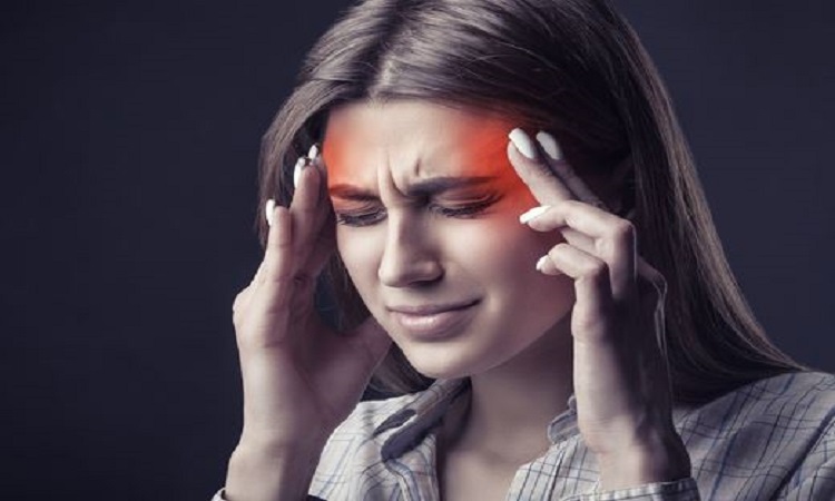 Headache after being Hungry long time: अधिक देर तक खाली पेट रहने पर क्यों होता है सिर में दर्द
