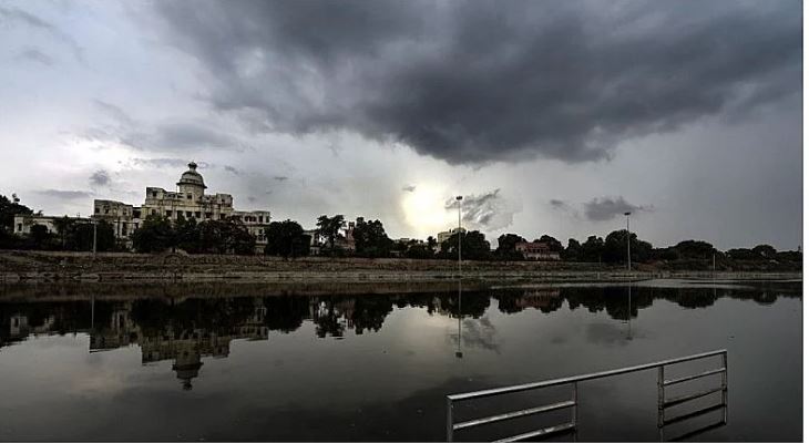 Lucknow Ka Mausam : लखनऊ में कब होगी बरसात? जानें आज कैसा रहेगा मौसम का हाल