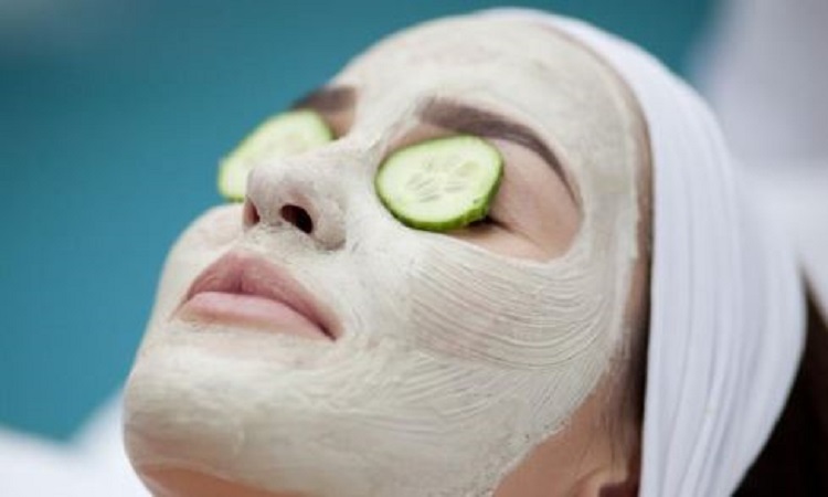 Special Facials at Home: सिर्फ चार स्टेप में घर पर करें स्पेशल फेशियल, पाएं पार्लर जैसा निखार