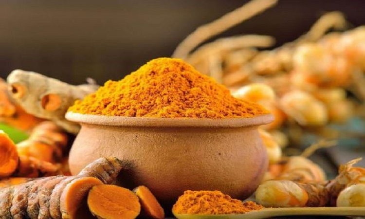 Turmeric Side Effects: जरुरत से अधिक हल्दी का सेवन करने से हो सकती है किडनी में पथरी