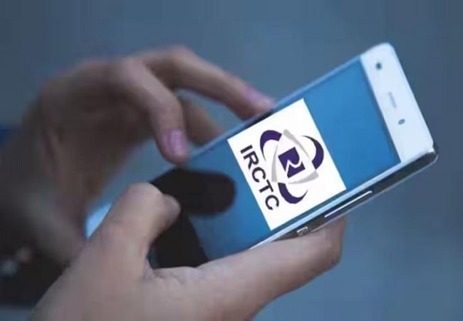 IRCTC Fake App: रेल टिकट बुकिंग के फेक ऐप और वेबसाइट से रहें सावधान! ऐसे करें असली-नकली की पहचान