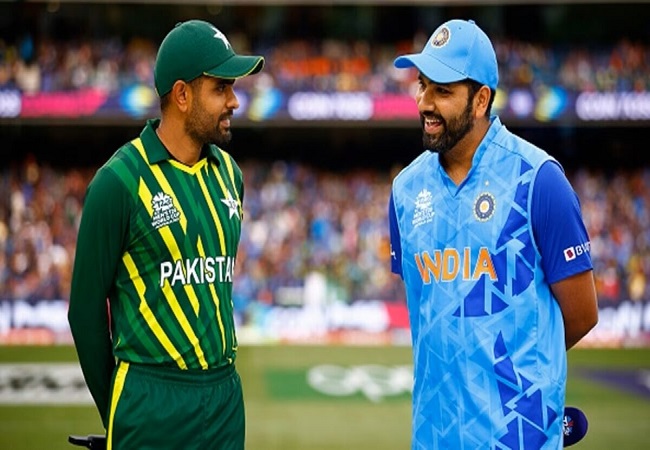 Ind vs Pak Live Update: भारत ने Toss जीतकर पहले बल्लेबाजी का किया फैसला, प्लेइंग-11 में इन खिलाड़ियों को मिला मौका