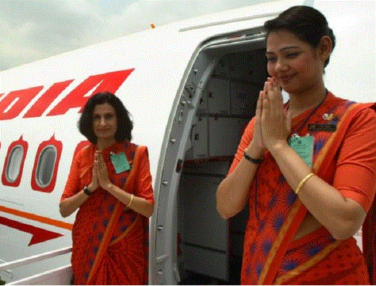 Air India new uniform : अब पारंपरिक यूनिफॉर्म में दिखेंगी Air India की एयर होस्टेस, जानिए क्या है नया लुक