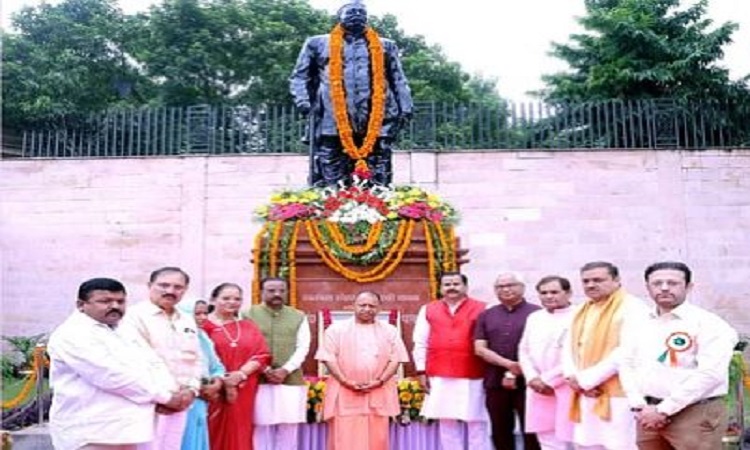 ‘भारत रत्न’ पंडित गोविंद बल्लभ पंत की जयंती पर सीएम योगी ने दी श्रद्धांजलि, कहा-उत्तर प्रदेश के विकास की रखी थी आधारशिला