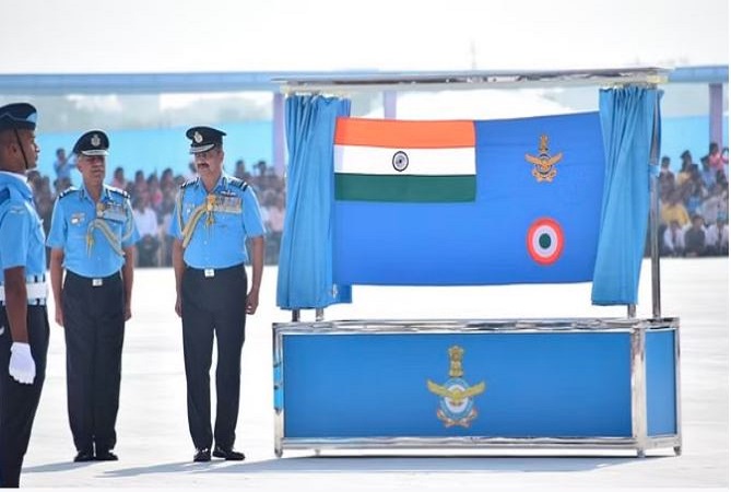 Indian Air Force 91st Foundation Day : नए ध्वज का अनावरण, IAF प्रमुख बोले-बीते वर्षों में हमने बड़ी चुनौतियां का डटकर किया मुकाबला