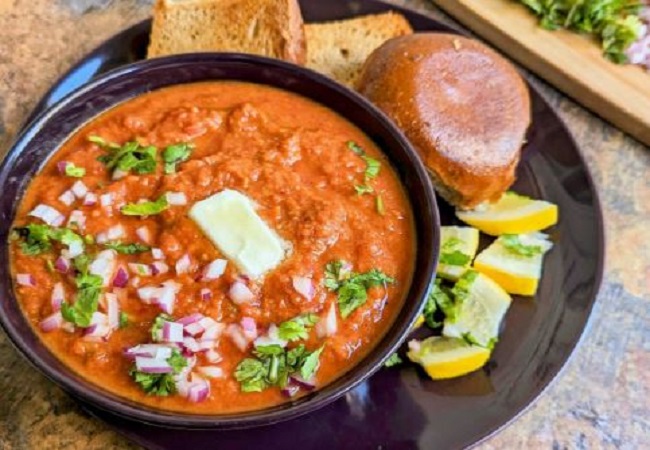 Make Pav Bhaji Masala at Home: घर में इस तरह से बनाएं पावभाजी का मसाला, होटल रेस्टोरेंट का स्वाद जाएंगी भूल