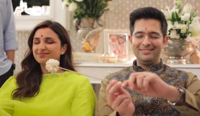 Parineeti and Raghav video: शादी के बाद परिणीति ने शेयर किया गृह प्रवेश का वीडियो, घर पहुंच एक्ट्रेस बोली- बेस्ट फैमिली