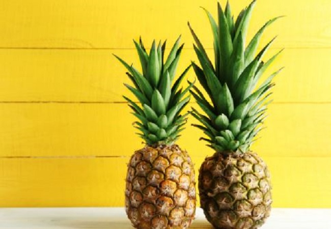 Surprising Benefits of eating Pineapple: इम्युनिटी को बूस्ट करने के साथ-साथ अनानास खाने के होते हैं ये चौंकाने वाले फायदे