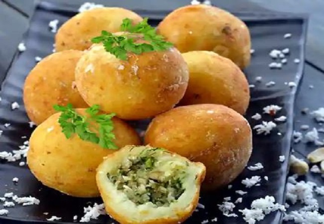 Try famous thing of Indore for breakfast today: ट्राई करें इंदौर की फेमस और टेस्टी खोपरा पैटीज