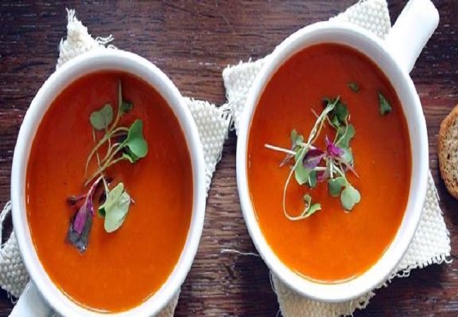 Try hot and tasty tomato soup for breakfast
