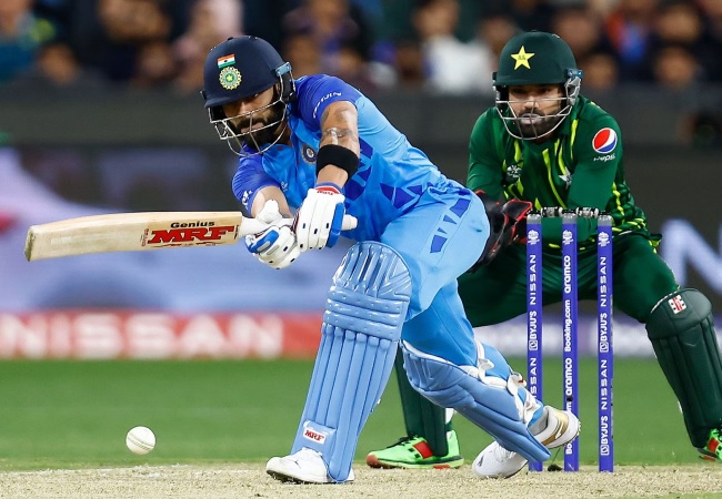 IND vs PAK World Cup Match: वनडे वर्ल्ड कप में पाकिस्तान से कभी नहीं हारा भारत, जानिए कब-कब हुई भिड़ंत