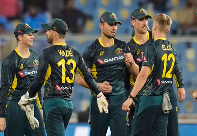 Australia Squad Update: दो टी-20 मैच हारने के बाद ऑस्ट्रेलियाई टीम में 6 बड़े बदलाव, आखिरी 3 मैचों नहीं खेलेंगे ये धाकड़ खिलाड़ी