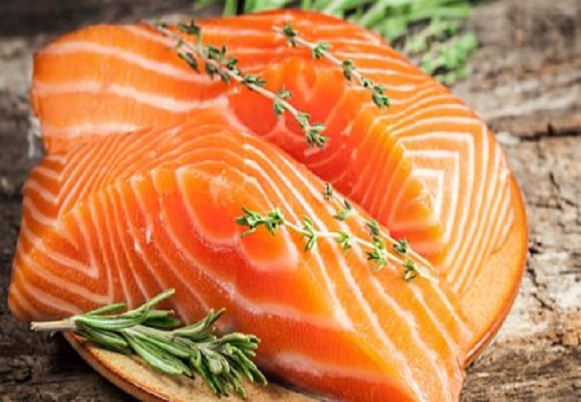 Benefits of eating fish: इस मछली का सेवन करने से होती हैं शरीर की कई समस्याएं छूमंतर