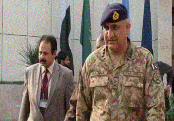 Pakistan : पूर्व आर्मी चीफ बाजवा खिलाफ याचिका पर सुनवाई करेगी अदालत