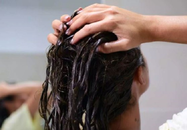 Hair Problems: बालों की समस्याओं से छुटकारा दिलाता है सरसों के तेल का ये हेयर मास्क