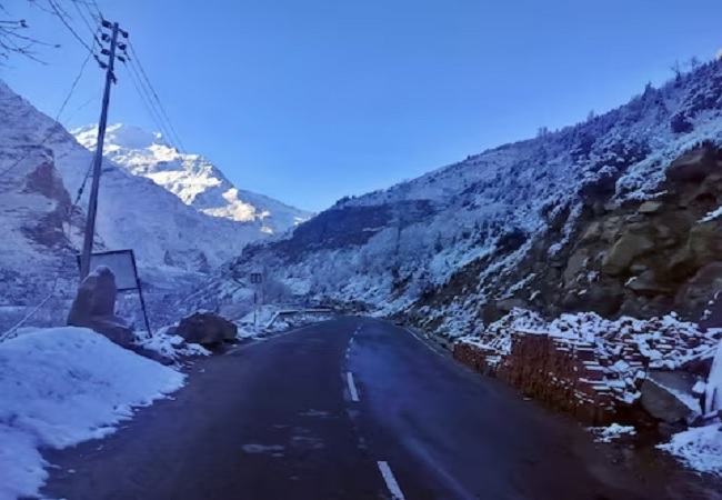 image of Himachal Weather Report : हिमाचल के लाहौल स्पीति में पारा माइनस -2.7 डिग्री, अगले 2 दिन बारिश-बर्फबारी के आसार