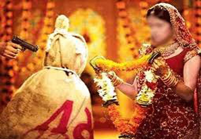 Pakadua Vivah: पटना हाईकोर्ट ने रद्द किया आर्मी जवान का ‘पकड़ौआ विवाह’, 10 साल पहले गनप्वाइंट करवा दी गई थी शादी