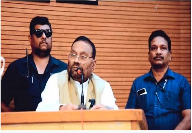 श्रीरामचरितमानस की प्रतियां जलाने के मामले में इलाहबाद हाईकोर्ट ने आरोपी सपा नेता स्वामी प्रसाद मौर्य को दी नसीहत