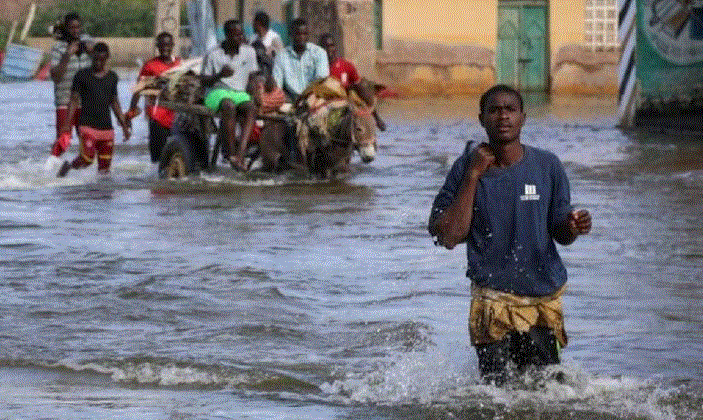Somalia and Kenya Flood : केन्या और सोमालिया में बाढ़ से भारी तबाही, हजारों लोग विस्थापित हो गए