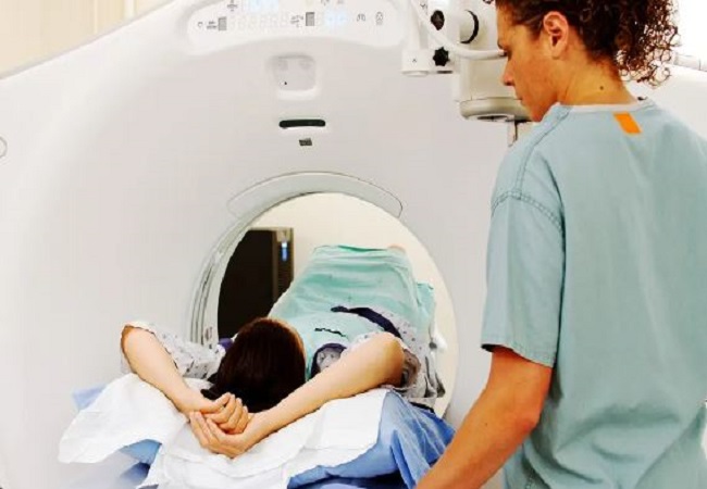 What is MRI: क्या होता है एमआरआई, आखिर डॉक्टर क्यों इस जांच को कराने की देते हैं सलाह