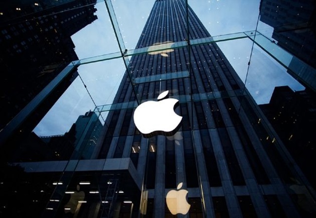 iPhone Hacking News: आईफोन हैंकिंग मामले में IT मंत्रालय ने शुरू की जांच, Apple को नोटिस भेजकर मांगे सबूत