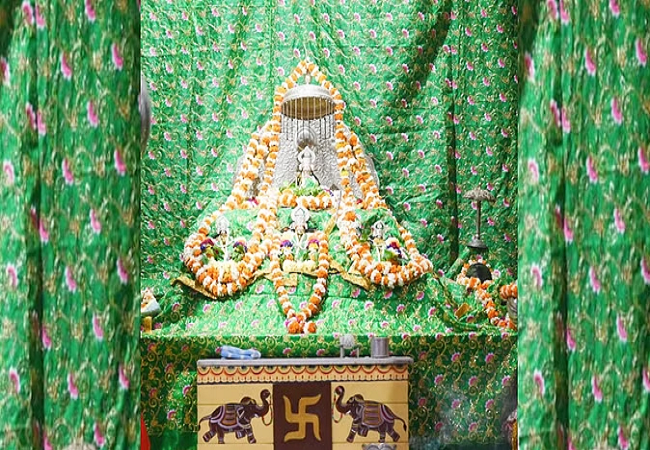Ayodhya News : रामलला की प्राण प्रतिष्ठा 22 जनवरी को दोपहर 12 बजकर 20 मिनट पर करेंगे पीएम मोदी
