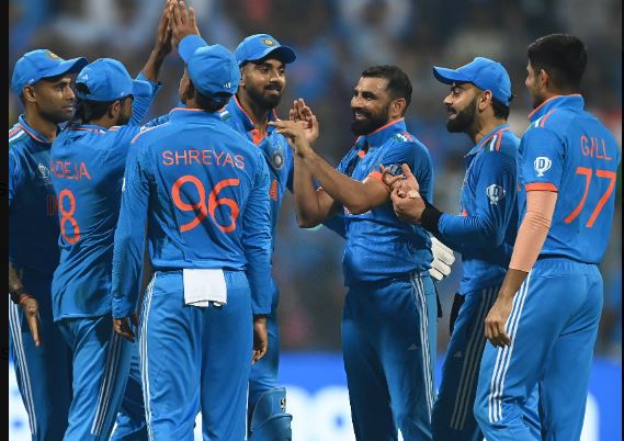 ODI World Cup IND vs SL: भारत ने श्रीलंका को 302 रनों से हराया, मोहम्मद शमी ने लिए सबसे ज्यादा पांच विकेट