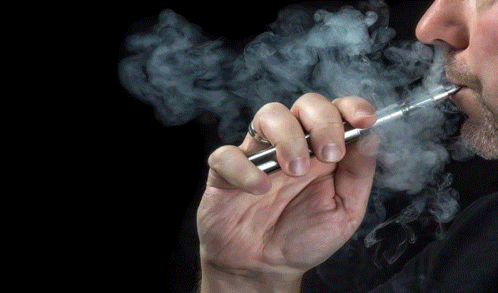 France E-Cigarette : फ्रांस में ‘ई-सिगरेट’ फ्रांसीसी सांसदों ने प्रतिबंध लगाने वाले विधेयक को दी मंजूरी