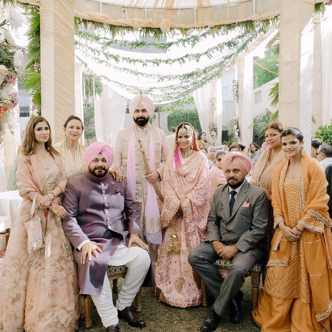 Karan Sidhu’s wedding: बेटे की शादी की तस्वीरें शेयर कर Navjot Singh Sidhu ने जाहीर की खुशी, देखें इनसाइड तस्वीरें