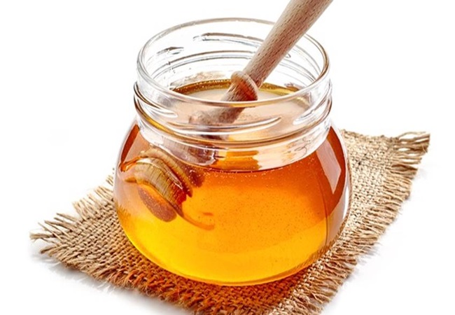 Benefits of honey: डेली बस एक चम्मच शहद का सेवन करने से होते हैं ये गजब के फायदे