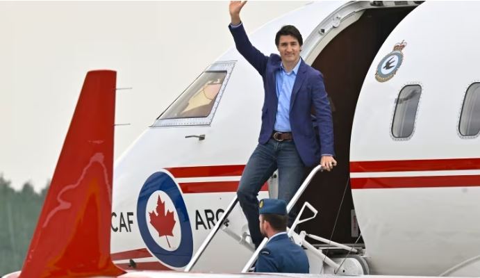 Justin Trudeau Plane Break Down : कनाडाई प्रधानमंत्री ट्रूडो का विमान फिर हुआ खराब , जमैका में ही रुकना पड़ा