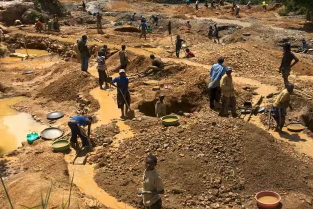 Landslide in gold mine in Tanzania:तंजानिया सोने के खदान में भूस्खलन , 22 लोगों की मौत