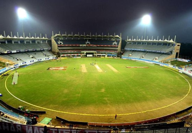 IND vs AFG 1st Pitch Report: पहले टी20 मैच में बरसेंगे रन या गेंदबाज ढाएंगे कहर, जानिए मोहाली की पिच का मूड