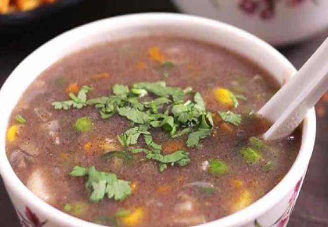 Ragi Soup: सेहत से भरपूर और पोषक तत्वों का खजाना रागी, ब्रेकफास्ट में ट्राई करें टेस्टी रागी का सूप