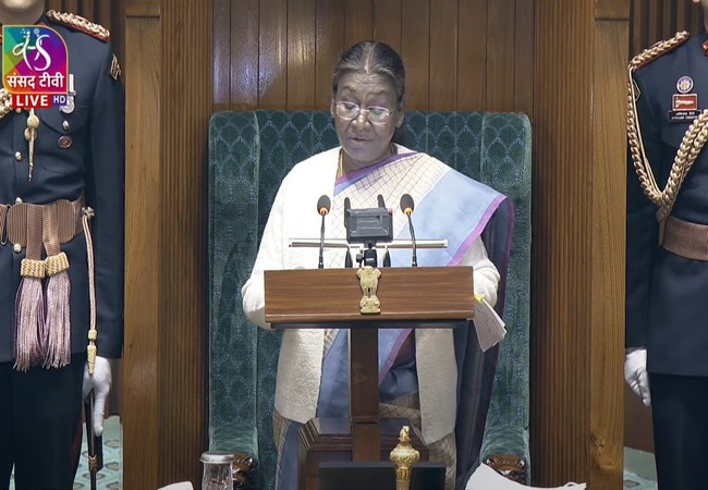 Rashtrapati Abhibhashan : संसद में राष्ट्रपति मुर्मू ने कहा, ‘राम मंदिर के निर्माण की आकांक्षा सदियों से थीं, आज ये सच हो चुका है’