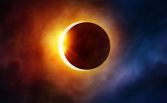 Surya Grahan 2024 : अप्रैल में इस दिन लगेगा सूर्य ग्रहण, जानें सूतक काल और पातक काल