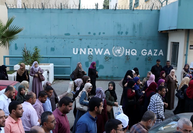 UNRWA Funding : अमेरिका समेत 6 देशों ने यूएन की एजेंसी की फंडिंग रोकी, हमास की मदद करने का लगा था आरोप