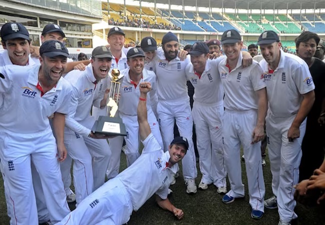 IND vs ENG Test Series : इंग्लैंड ने 12 साल पहले भारत को दिया था गहरा जख्म, आखिरी बार धोनी की कप्तानी में गंवाई थी घरेलू टेस्ट सीरीज
