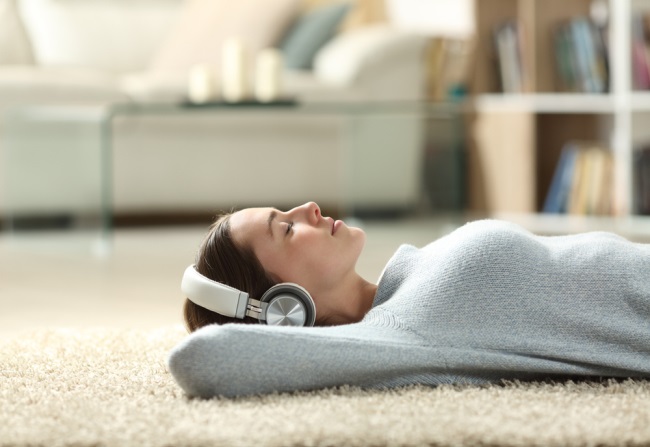 Benefits of sleeping on the ground