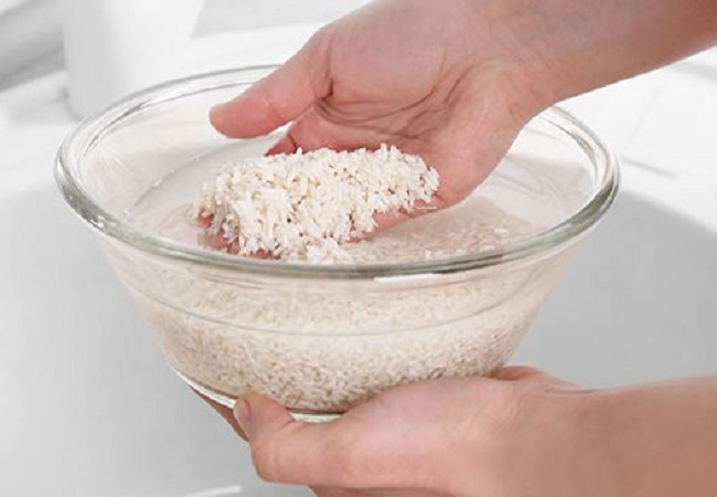 घर में चावल से ऐसे तैयार करें DIY Anti Wrinkle Cream