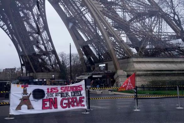 France Eiffel Tower closed : पेरिस का एफिल टावर बंद, टॉवर को दो महीने में दूसरी बार करना पड़ा बंद