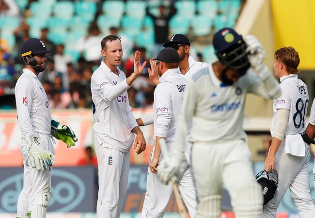 India All-Out 2nd Innings : भारत की दूसरी पारी 255 रनों पर सिमटी, इंग्लैंड को मिला 399 रनों का लक्ष्य