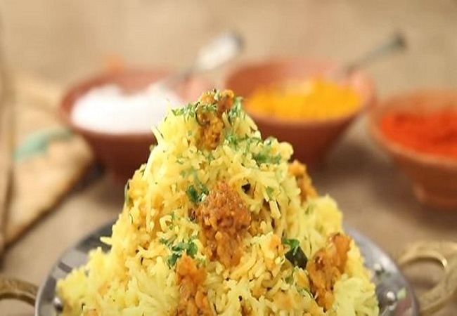 आज लंच में ट्राई करें महाराष्ट्रीयन फेमस जायका भरड़ा भात बनाने का तरीका